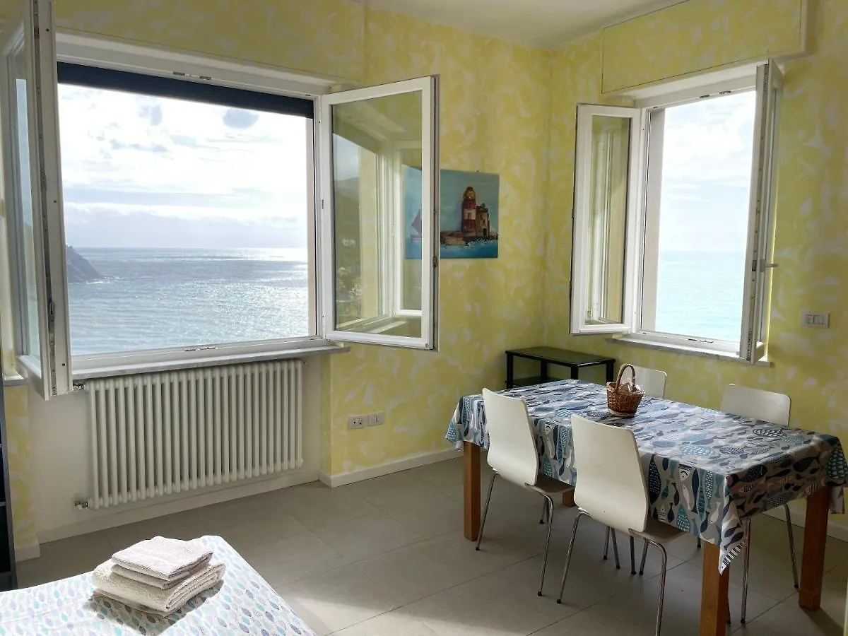 Ocean View Flat With Wi-Fi, Ac And Elevator To Town Apartment Levanto 0*,  Italy